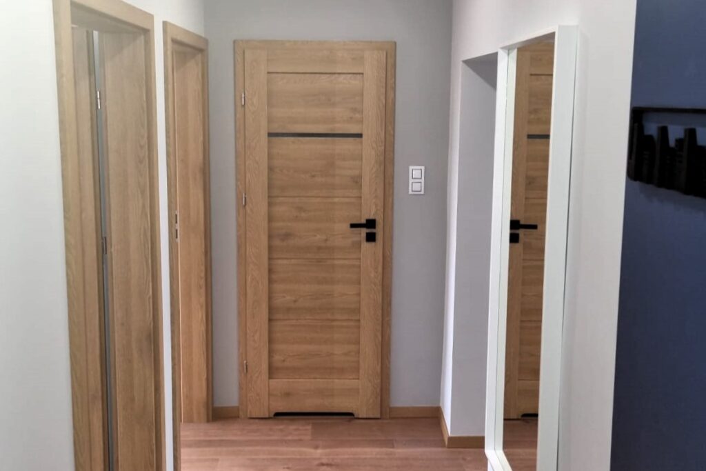 Bydgoszcz montaż drzwi wewnętrznych